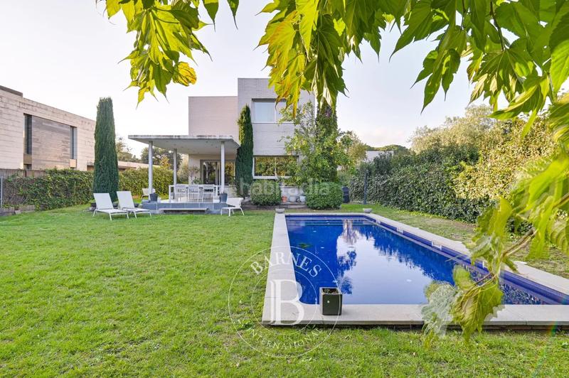 Foto 5910bd30-d966-42d5-83b5-1f528a7b6417. Haus mit parking pool in Palau Girona