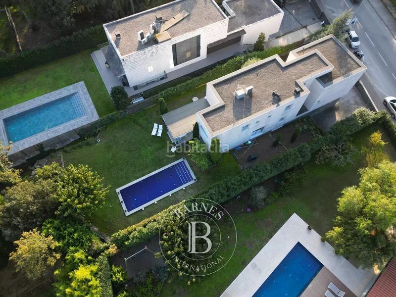 Foto 50311990-40a5-498e-94da-3d99612cf9e1. House with parking pool in Palau Girona