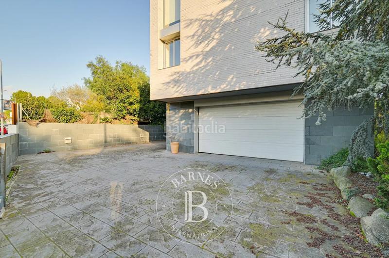 Foto b65358ac-aa4d-423a-b6f7-7925039ad218. Maison avec parking piscine dans Palau Girona