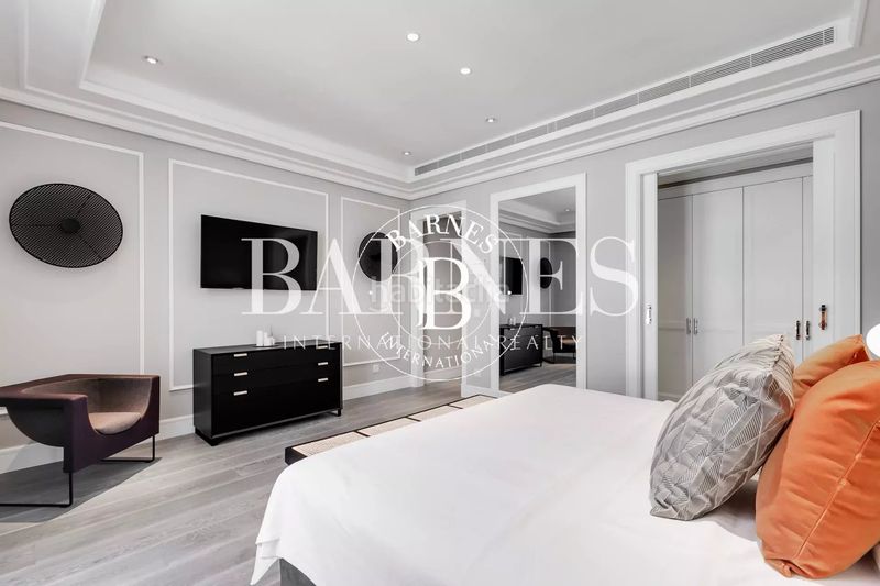 Foto 593cb562-571e-4309-8c01-f5bae91237f9. Rent flat with heating parking pool in Sol Madrid