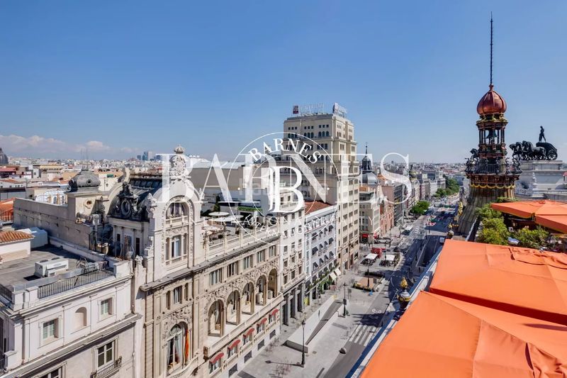 Foto 87b29c6b-47a8-464e-926d-642c5c4d6c3f. Rent flat with heating parking pool in Sol Madrid