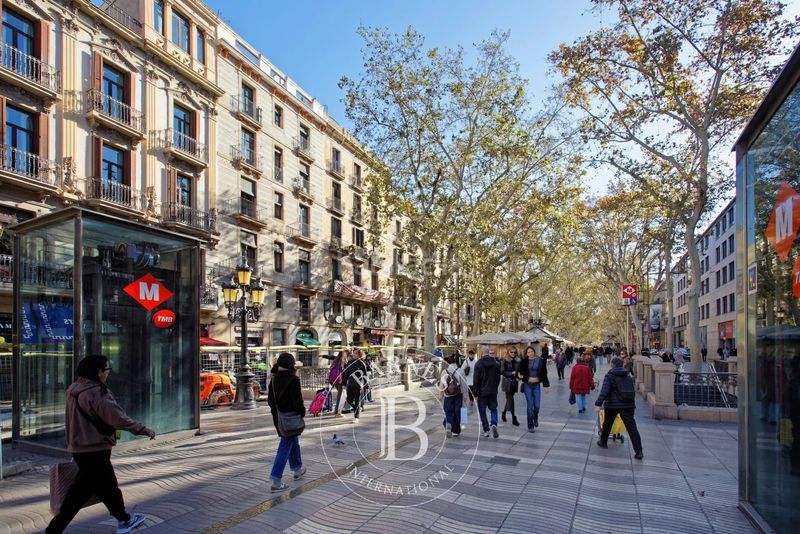 Foto be37e056-418a-4d77-ba76-fcc91336ac52. Pis amb calefacció a St. Pere - Sta. Caterina - El Born Barcelona