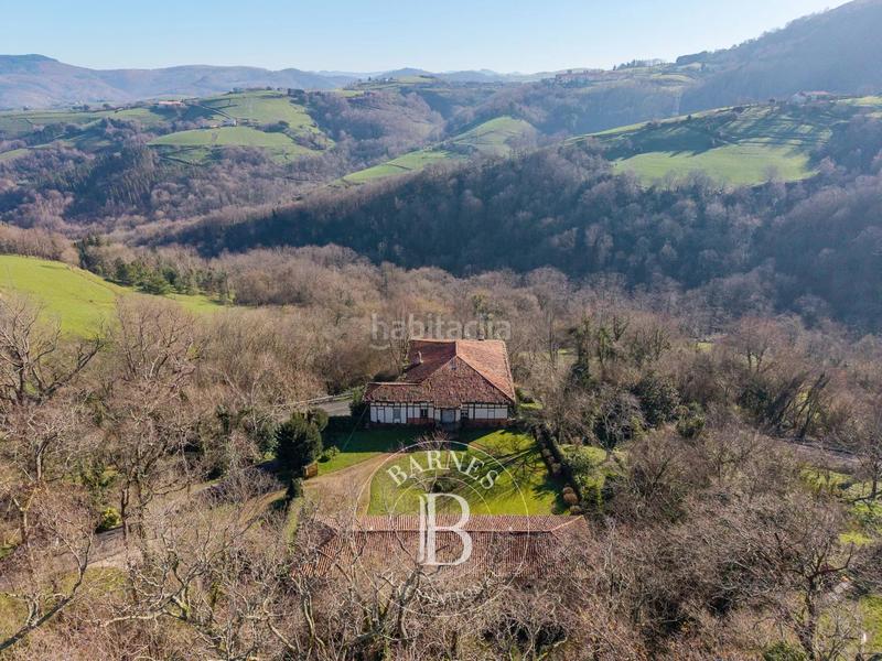 Foto c216f91d-2c59-447a-8c08-3d2076f25d7c. Masía en Aia