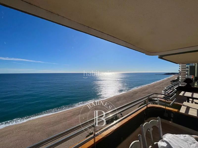 Foto 485a111b-7b99-4401-8cb7-76d84bc5a3c2. Penthouse with heating parking in Centre-Platja Platja d´Aro