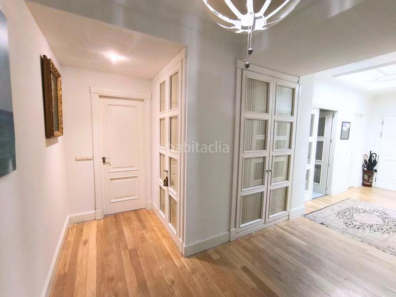 Foto 8dcbf485-86b6-474e-9fb4-4e8e312a306b. Location appartement avec chauffage parking dans Castellana Madrid