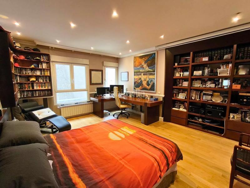 Foto ade74b2b-0a86-4fc1-ae08-4ef310b5d40a. Location appartement avec chauffage parking dans Castellana Madrid