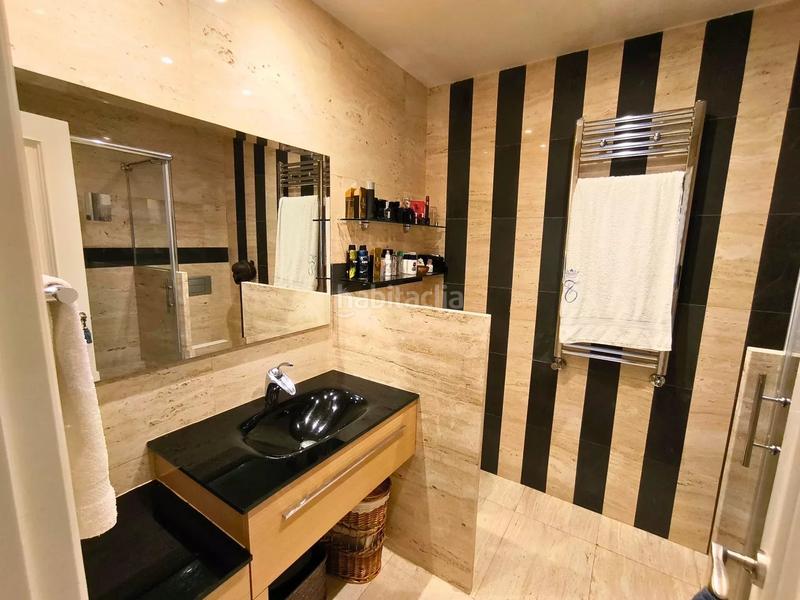 Foto 831490c9-5c38-4136-ba68-17f17c1c5325. Rent flat with heating parking in Castellana Madrid