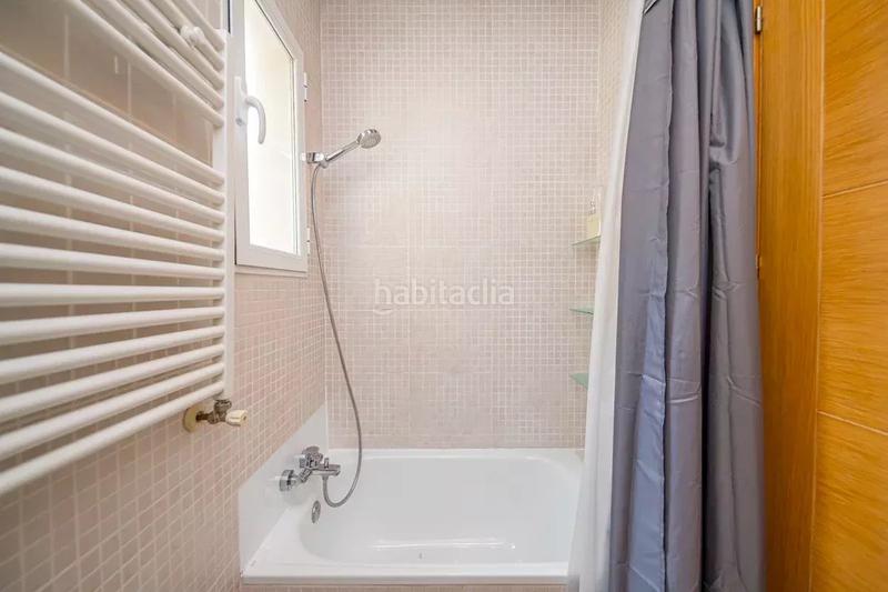 Foto 27c5f60f-8f2e-4b75-8d7d-87f3b1944862. Rent flat with heating in Universidad-Malasaña Madrid