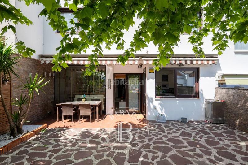 Foto 0a3c88e7-f9e3-4eac-b31d-5bf45f985033. Casa a schiera con riscaldamento parcheggio piscina in Donostia - San Sebastián