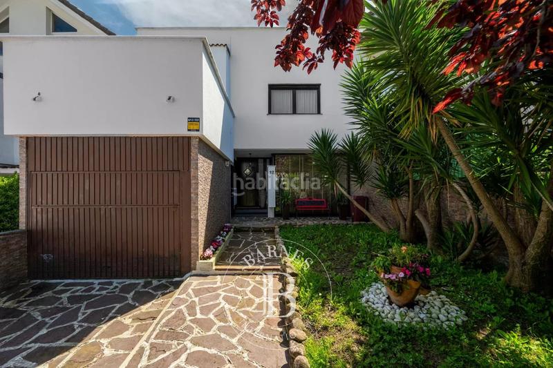Foto aa7e4c9a-cb63-4b01-a0d1-bff06c04b22f. Casa a schiera con riscaldamento parcheggio piscina in Donostia - San Sebastián