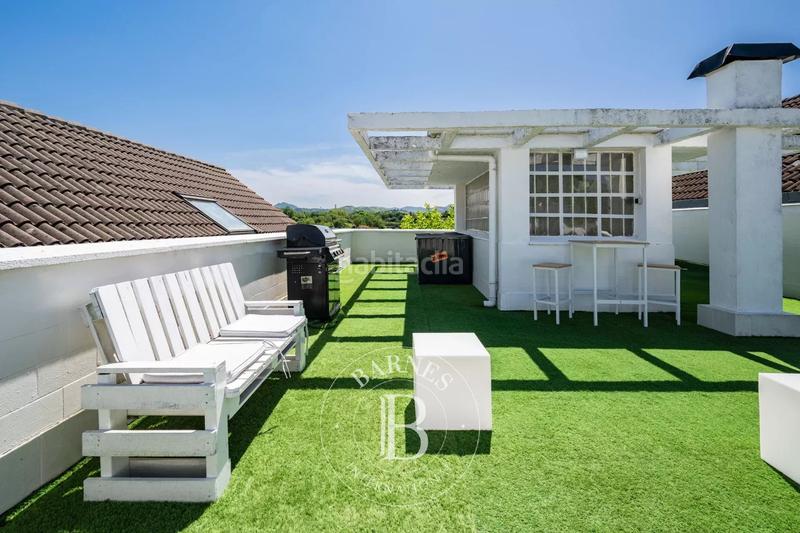 Foto 6f88bd66-ab2e-47d4-acc9-bf9815d0a619. Semi detached house with heating parking pool in Altza Donostia - San Sebastián