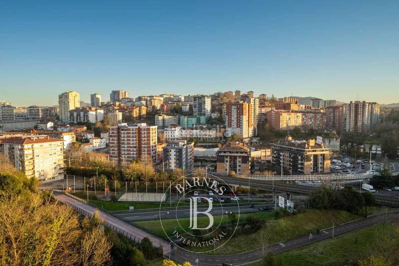 Foto a3274c11-44cb-4186-a236-6b0457e114c9. Semi detached house with heating parking pool in Altza Donostia - San Sebastián