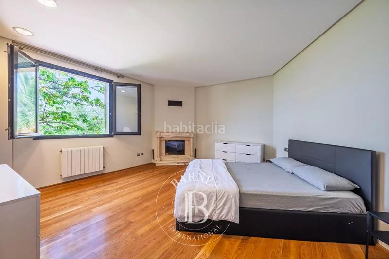Foto c02360ee-e2fb-4975-a82e-cf8773360cf2. Casa amb calefacció aparcament piscina a Igeldo Donostia - San Sebastián
