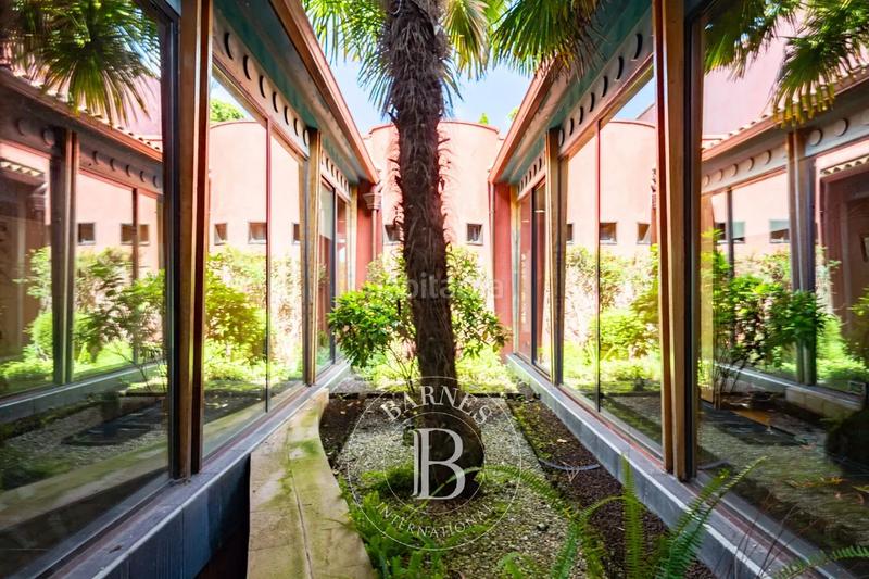 Foto d5fbcc33-1ed4-4545-88ea-e36601772e92. Haus mit heizung parking pool in Igeldo Donostia - San Sebastián
