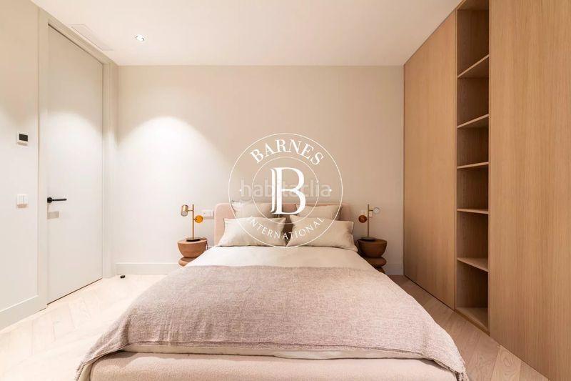 Foto e0d1db57-448d-440a-b09d-d70959f50844. Piso en Castellana Madrid