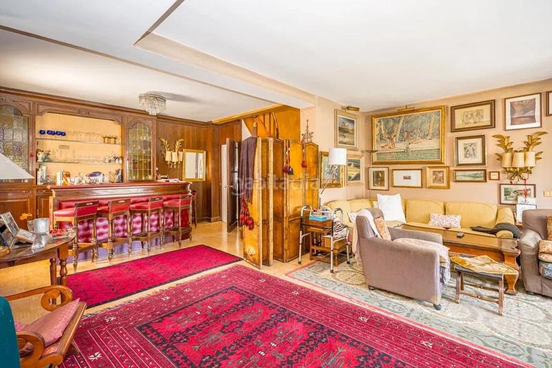 Foto 4d348b23-2d6d-4594-b663-9ab8a937e162. Appartamento con riscaldamento parcheggio in Nueva España Madrid