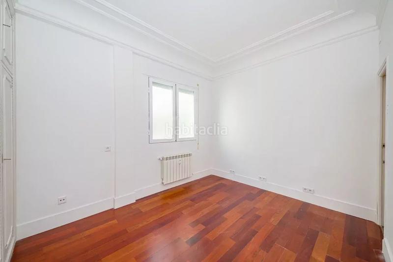 Foto 4764a474-4b78-4de9-9110-a7021fa37776. Affitto appartamento con parcheggio in Castellana Madrid