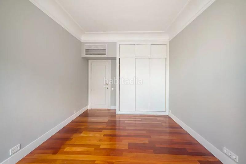 Foto de7cdc47-acb2-45f2-af07-7f41145021c9. Miete etagenwohnung mit parking in Castellana Madrid