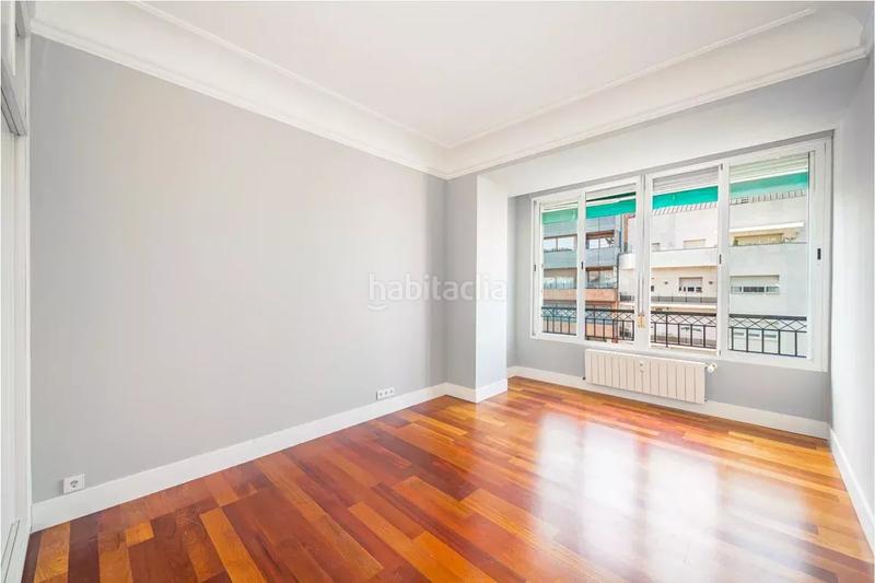 Foto bd81f42e-7454-486a-9bcd-cb6daf5b222c. Rent flat with parking in Castellana Madrid