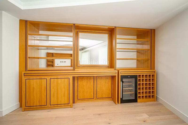 Foto 398ef5e0-3ac2-4aea-8392-54f63a2a5272. Location appartement avec chauffage dans Jerónimos Madrid