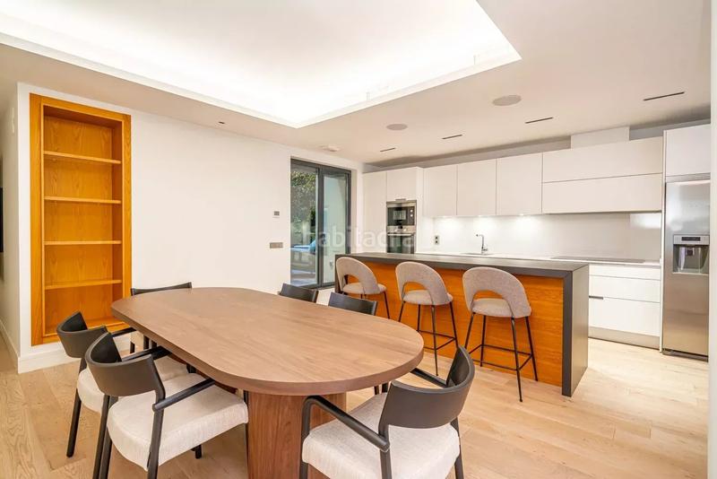 Foto 0ab565c1-f153-4cf6-8d61-db995d8e1025. Rent flat with heating in Jerónimos Madrid