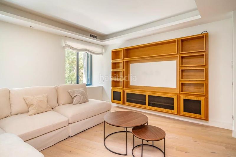 Foto a8f51007-4094-469a-8cd2-e75449f6263a. Rent flat with heating in Jerónimos Madrid