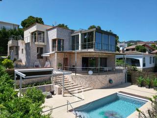 Haus in Montgoda