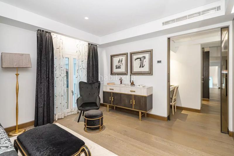 Foto 20ceb89c-2cce-4ec5-8d53-95566d1121fd. Rent flat with heating pool in Jerónimos Madrid