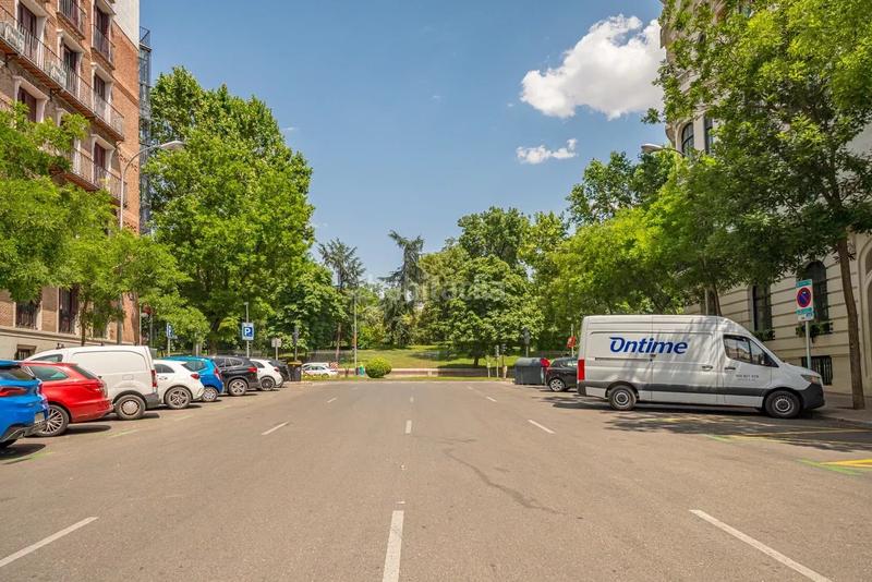 Foto b16858a1-2aaa-483d-a8f3-072d42c15f3f. Lloguer pis amb calefacció piscina a Jerónimos Madrid