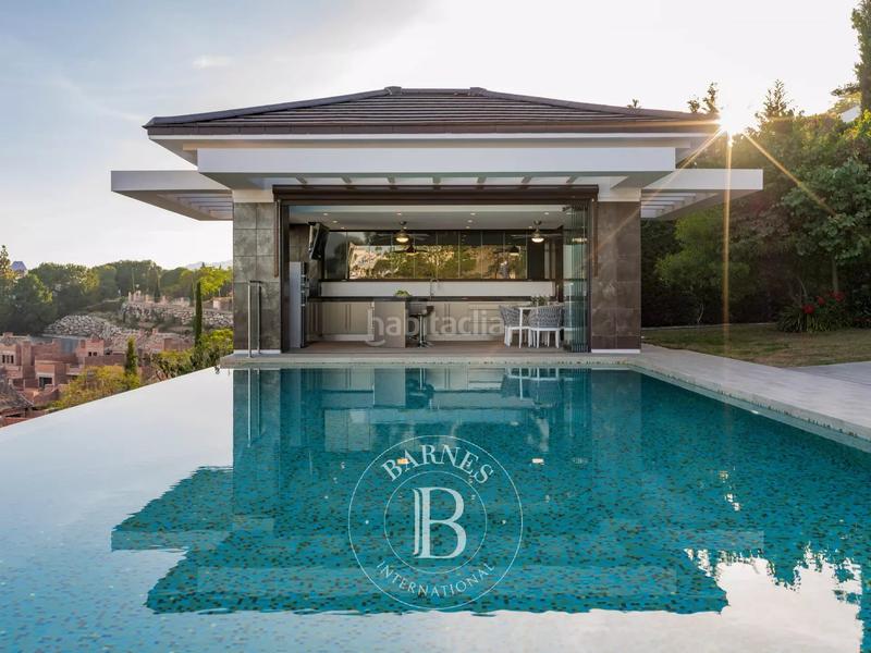 Foto 41cc7ef4-6e2e-445f-a0c0-32d42e25c23b. Casa amb calefacció aparcament piscina a Benahavís pueblo Benahavís