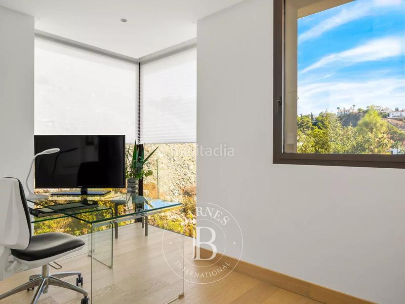 Foto 8c8b9b96-f412-4e92-abac-ff20d8b3a21d. Haus mit heizung parking pool in Benahavís pueblo Benahavís