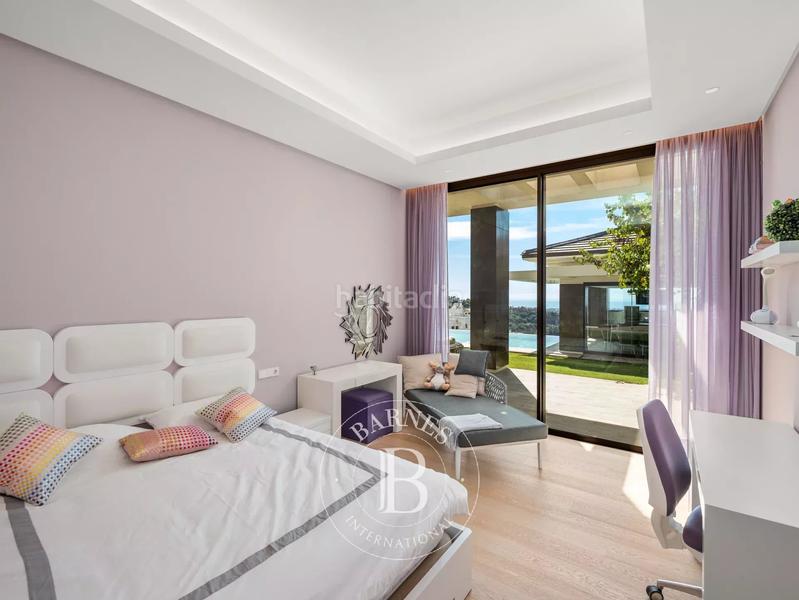 Foto dc44678e-331b-4608-b0c2-4531fced25bf. House with heating parking pool in Benahavís pueblo Benahavís