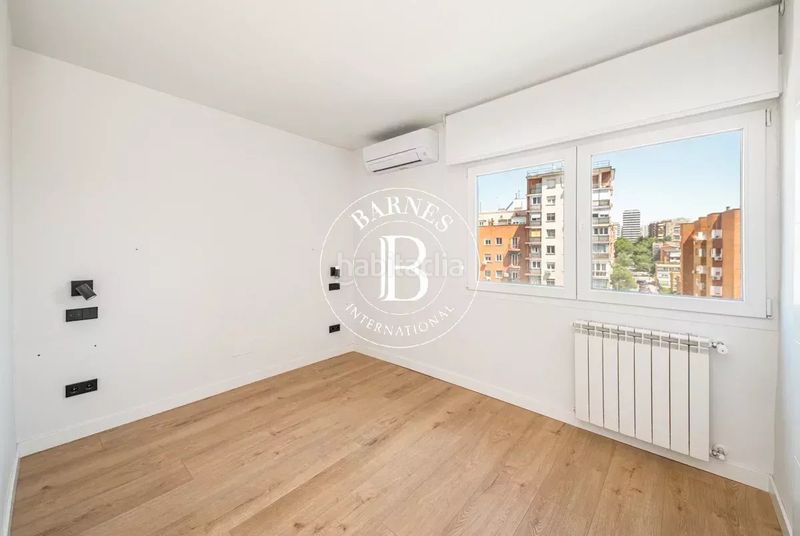 Foto d0f8f222-ed01-4db4-80f8-23087ad8b735. Pis amb calefacció a Adelfas Madrid