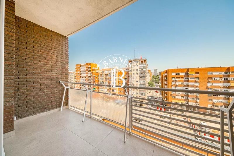 Foto 4265dfed-1763-4eea-80ed-ea0f1d926b64. Piso en Adelfas Madrid