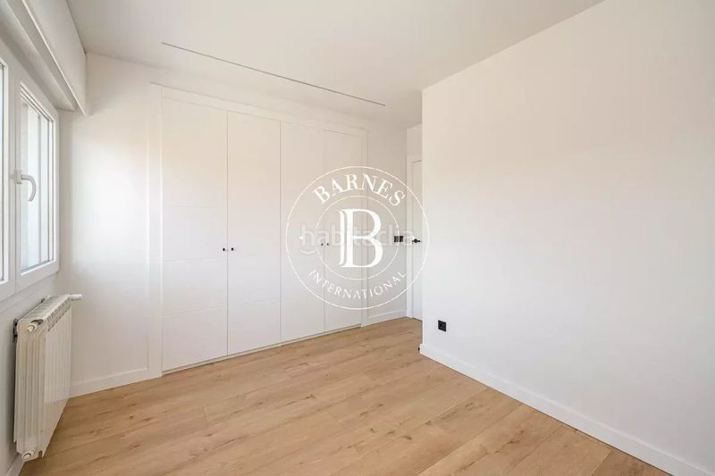 Foto 51b4df22-ce1a-4f88-8cd8-f7cb1b9125ab. Piso en Adelfas Madrid