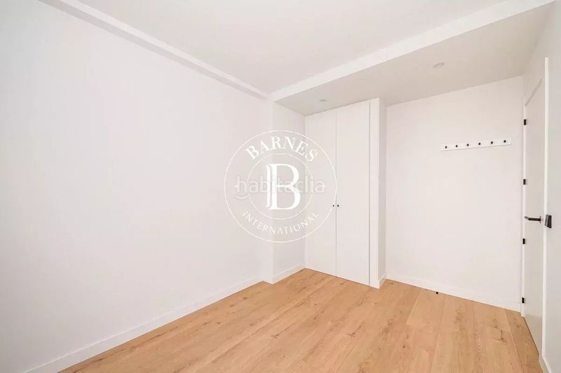 Foto 775c55a3-f961-434d-bc43-ae2b0439fb78. Piso en Adelfas Madrid