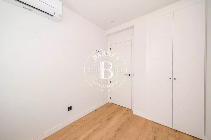Foto 966670a3-8794-413b-82ff-4c57b5e30a59. Piso en Adelfas Madrid