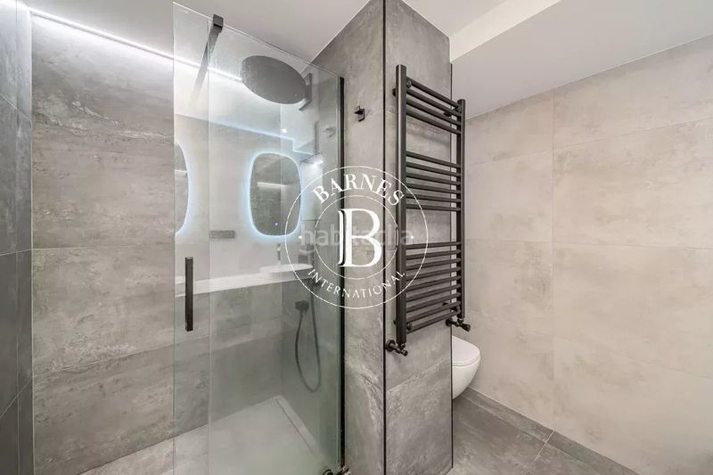 Foto 9c43f5ea-bbf1-4820-8596-0580be24c71f. Piso en Adelfas Madrid