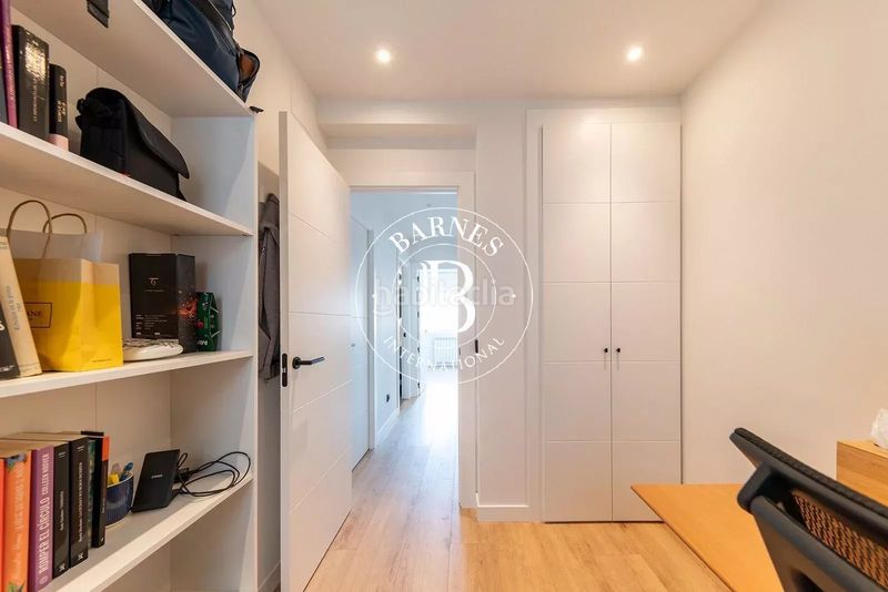 Foto e87c3571-ea94-4c1d-b2d0-3a95c579ab99. Piso en Adelfas Madrid