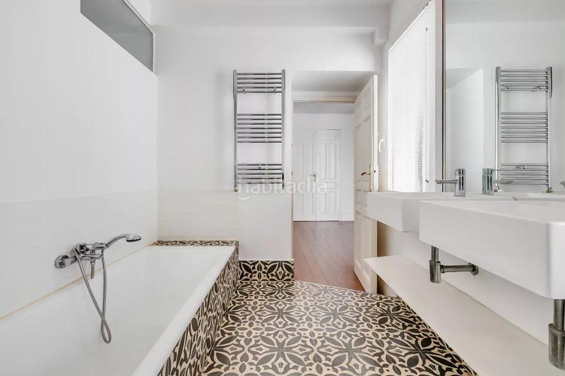 Foto 8457705a-8001-4fd9-a557-77dd1487bc98. Alquiler piso en Justicia-Chueca Madrid