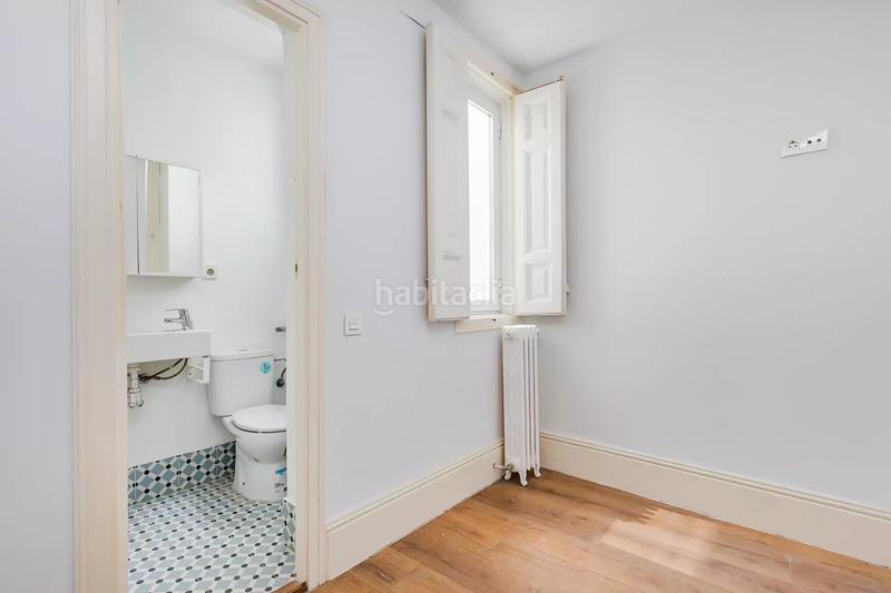 Foto ae9bf5d6-1340-4c6e-b5b5-7dd995e3bc26. Alquiler piso en Justicia-Chueca Madrid
