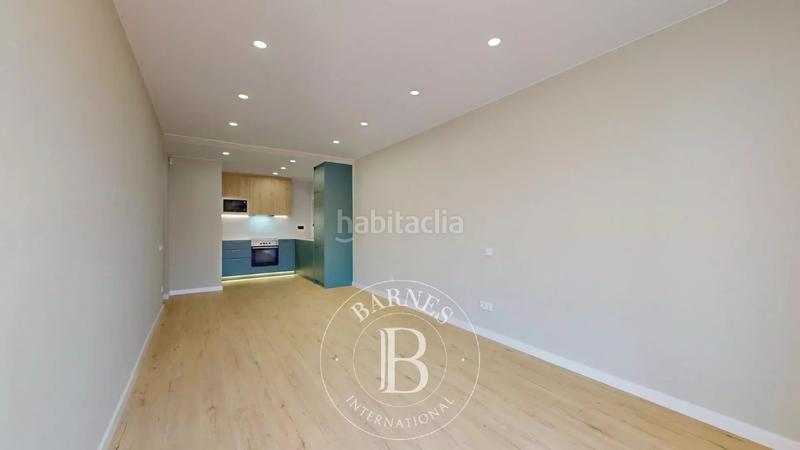 Foto b33463e0-4a75-4b23-ae14-1a951d578660. Piso en El Poble Sec - Parc de Montjuïc Barcelona