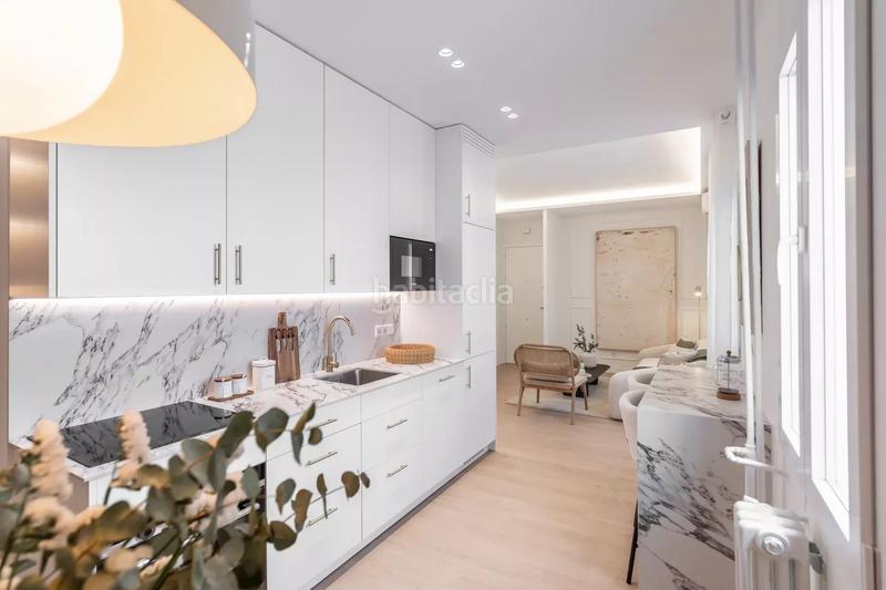 Foto 6aa0b7dc-d80e-4f2e-8b43-b485a327305b. Piso en Guindalera Madrid