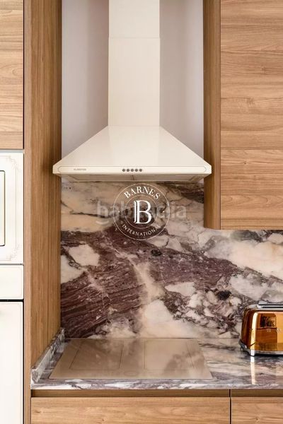 Foto b8a621f4-71eb-45fa-9f4d-6c4ef6256922. Rent flat with heating in Almagro Madrid