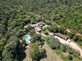 Masia a Mont-ras