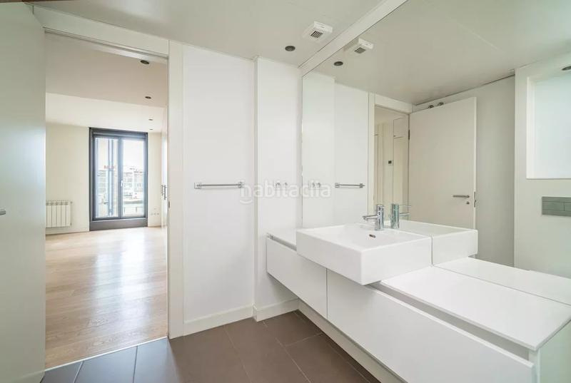 Foto 9b6835c7-78bb-4c3a-8afb-c47575393706. Etagenwohnung mit heizung parking pool in Vallehermoso Madrid