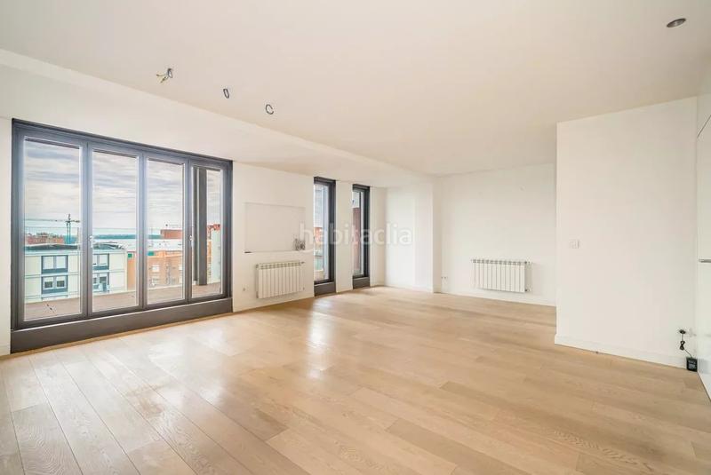 Foto abacdf93-7d0d-4fae-9240-ce9d1b1c20bd. Etagenwohnung mit heizung parking pool in Vallehermoso Madrid