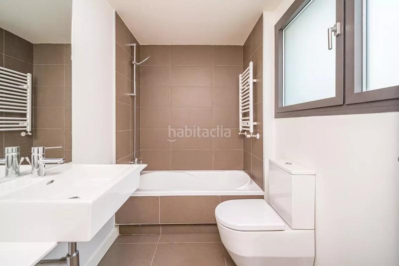 Foto ea0906a4-8586-4f0a-8f18-205259b99747. Etagenwohnung mit heizung parking pool in Vallehermoso Madrid