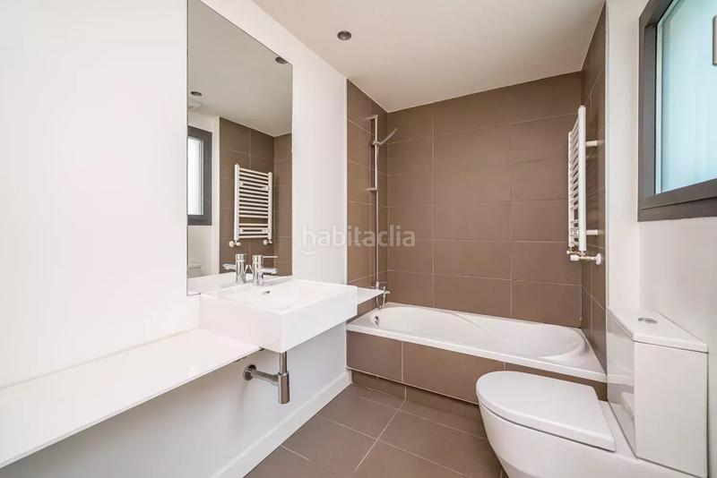 Foto 4b8c264b-3822-4313-927f-9927795c692e. Piso en Vallehermoso Madrid