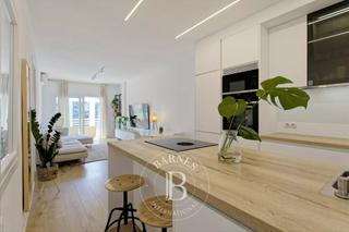 Piso en La Nova Esquerra de l´Eixample